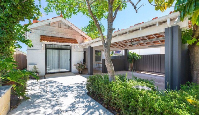 Fusion of 20th century charm & modern convenience!