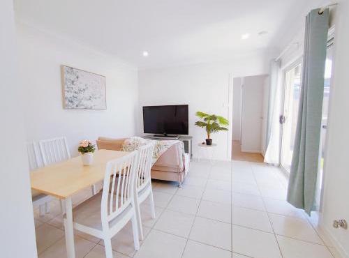 GablesBox HilMaraylya 2Br granny flat with WiFi in Annangrove