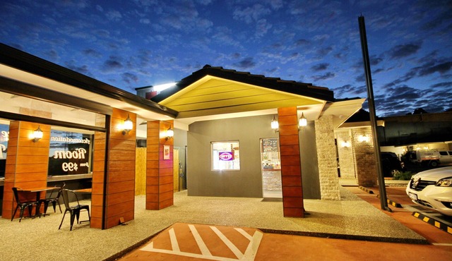 Gallery Hotel