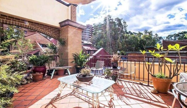 Garden Terrace, Pool & Gym - Trendy Hideaway