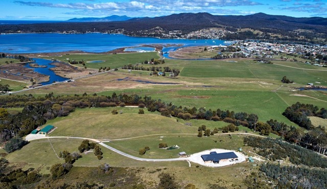 George River Park (Private Suite, 100 Acres, Animals, Bay & Mountain Views)