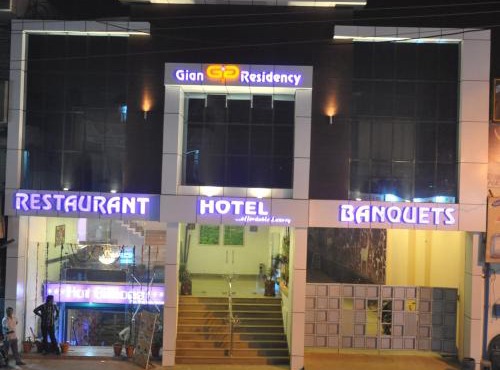 Gian Residency in Karnāl