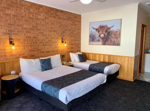 Golden River Motor Inn