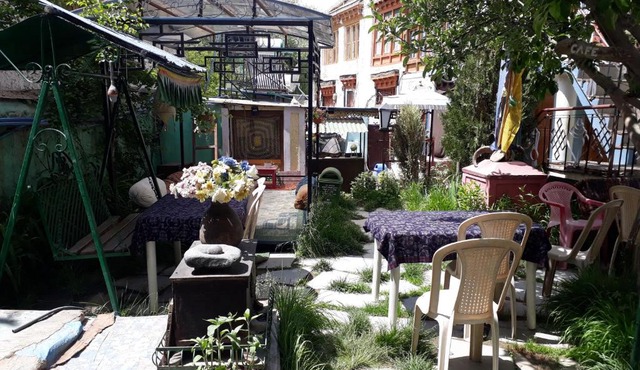 Gonbo Guest House