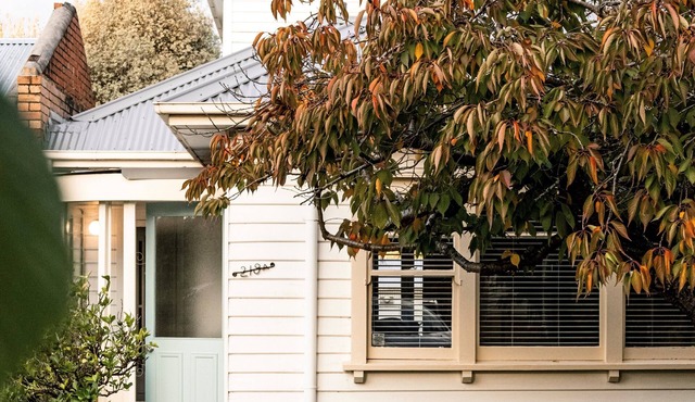 Gorgeous central Ballarat Home - walk to everything!