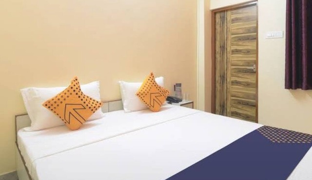 Goroomgo Mahadeva Homes Guest House Prayagraj
