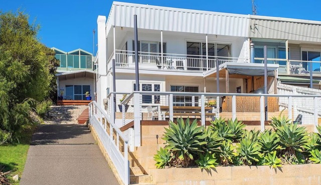 Gracetime Beach House, a charming coastal retreat offering breathtaking, uninterrupted views