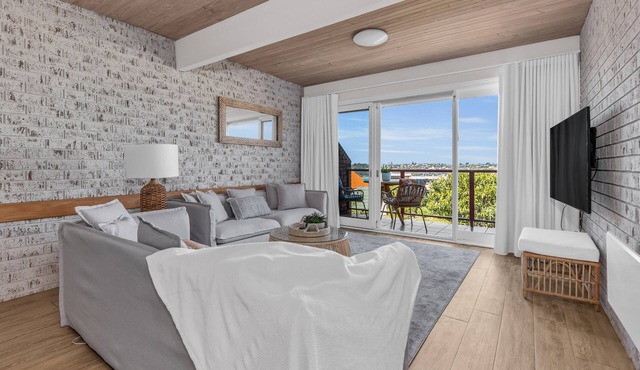 Gracies Oceanview - 3 bed 3 bath Merimbula
