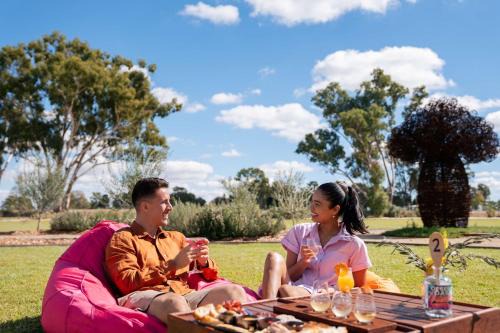 Grapeview Cottage at Western Queensland Spirit