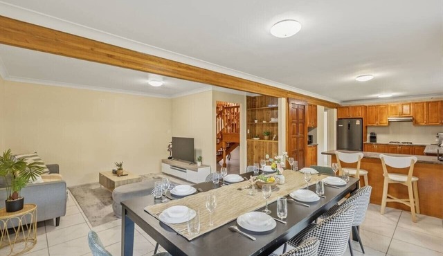 Great Value 5BR Group Home | Near M3 & Asian Food