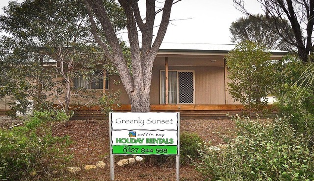Greenly Sunset is a great budget holiday shack