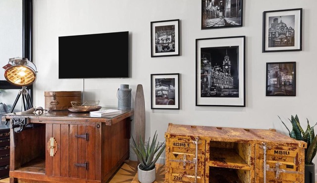Greville St Gem Modern Industrial