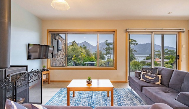 Greystone (FS5) - Freycinet Holiday Houses