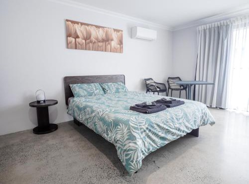 Guest Room with Ensuite & Private Entrance by P2 Living