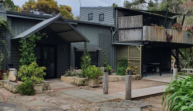 Gum Tree House