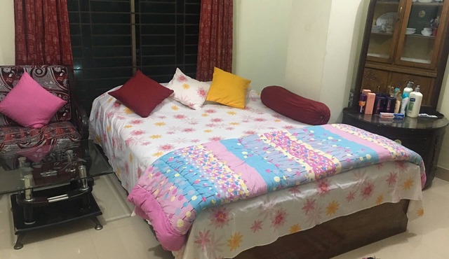 Highly secured apartment at Bashundhara R/A near Gulshan