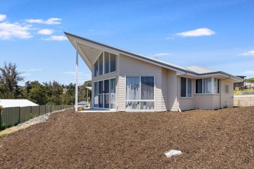 Hill View Cottages