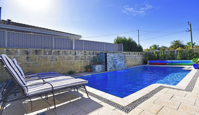 Hillary's Coastal Retreat stunning home with pool and amazing alfresco area