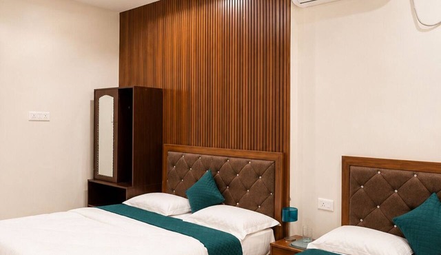 HillCouch Resort in Jakholi