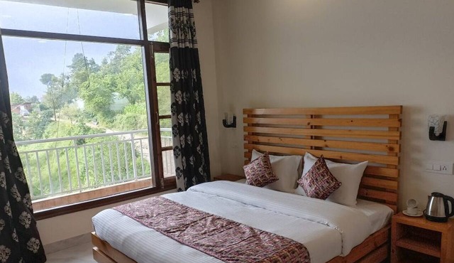 Him Hilton Luxury Hotel in Krishangarh