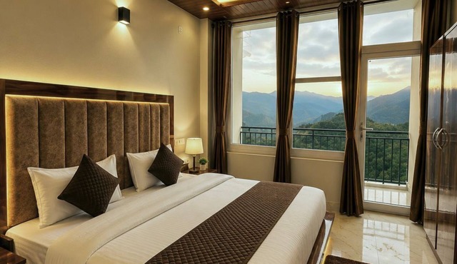 Himalayan Haven in Dhanaulti