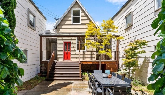 Hobart Heritage Home - Close to CBD & Airport