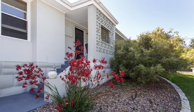 Home Again - 2 Bedroom Cottage