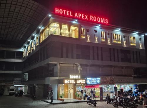 Hotel Apex in Savli