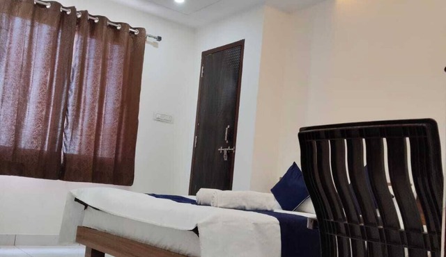 Hotel Bhavya Palace