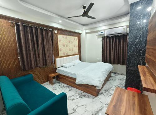 Hotel Blue Neck