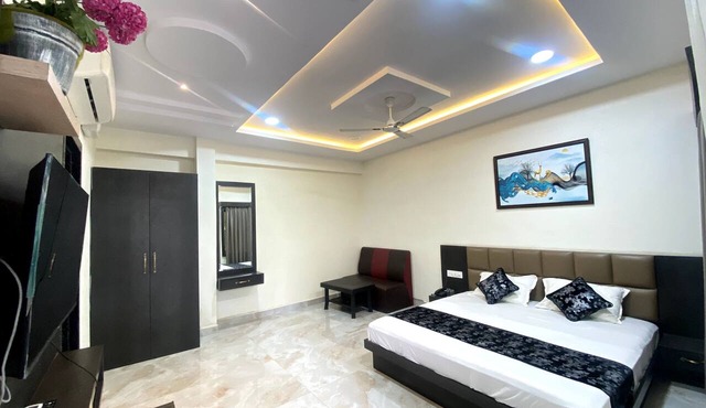 Hotel Blue Star