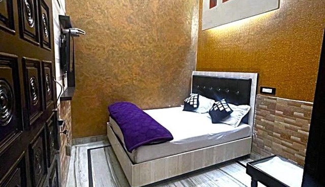 HOTEL Gumber
