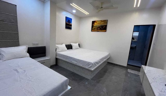 Hotel Tulsi