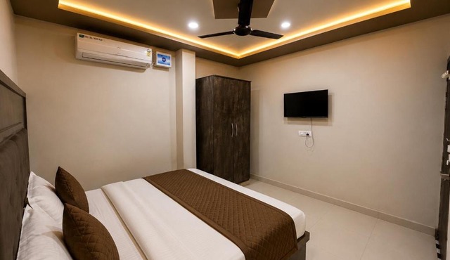 Hotel Jay Palace
