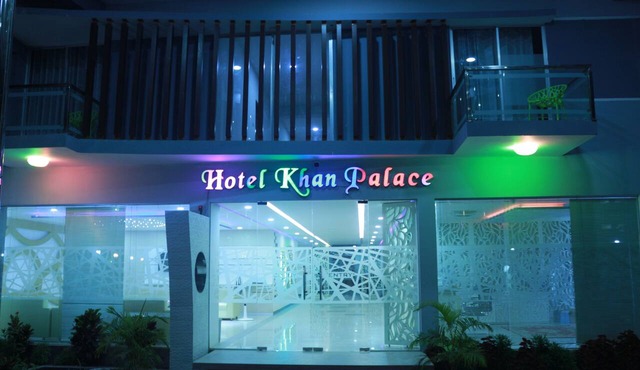 Hotel Khan Palace