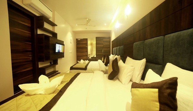 Hotel Le Grande in Chomu