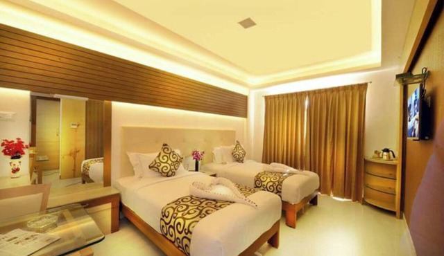 Hotel Mahis Gateway in Coimbatore