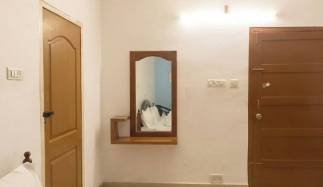 Hotel MAJESTIC INN PALAYAM