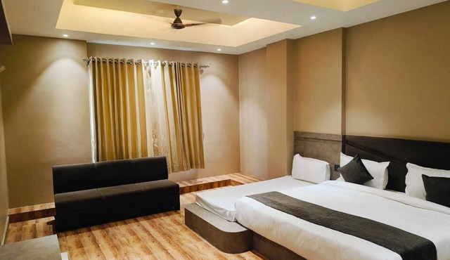 Hotel Maple Residence in Udaipur