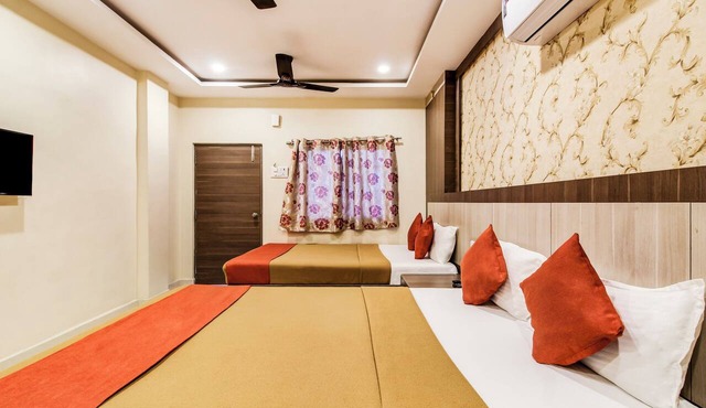 Hotel Neem Tree in Hyderabad