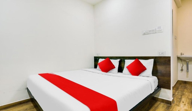 Hotel O White Villa in Nagpur