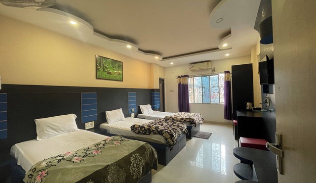 Hotel Seema Plaza