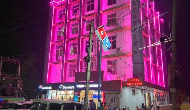 Hotel Sky View