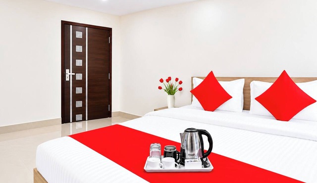 Hotel Whyom Palace in Kolkata