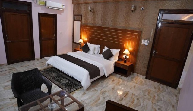 HR Dukes Den Resort in Ramnagar
