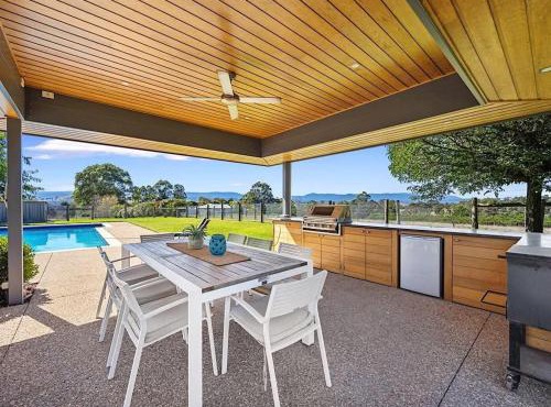 Hubbard Hill - Yarra Glen
