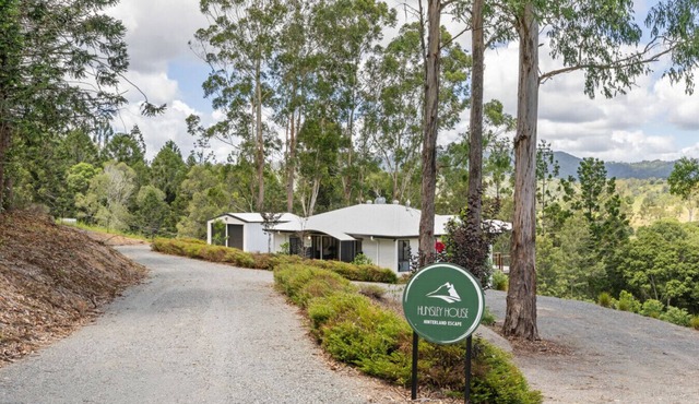 Hunsley House Hinterland Escape