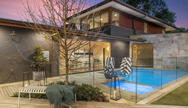 HUNTER VILLA - THE VINTAGE