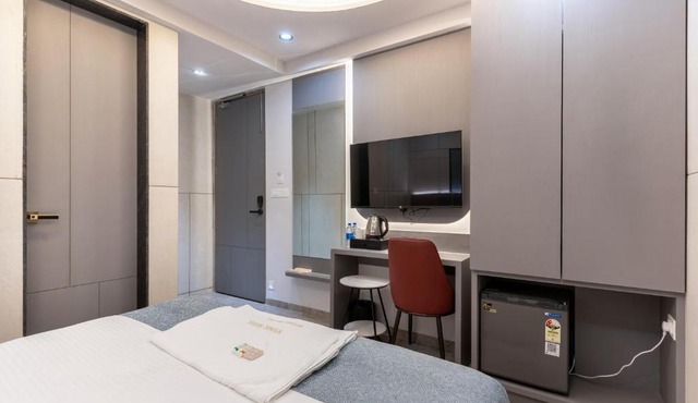 Iconic Hotel in Ahmedabad