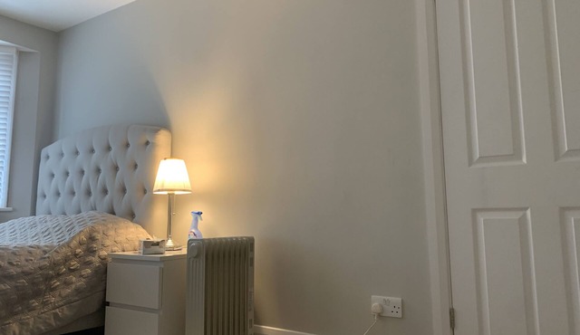 Immaculate 4 bedroom house, Near central London in Edgware